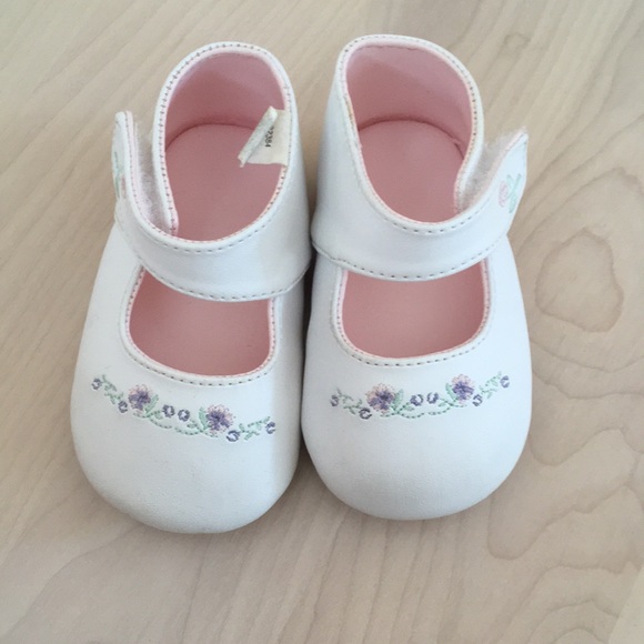 Little Wonders size 3 (6-9 months) soft sole shoes - Picture 1 of 11